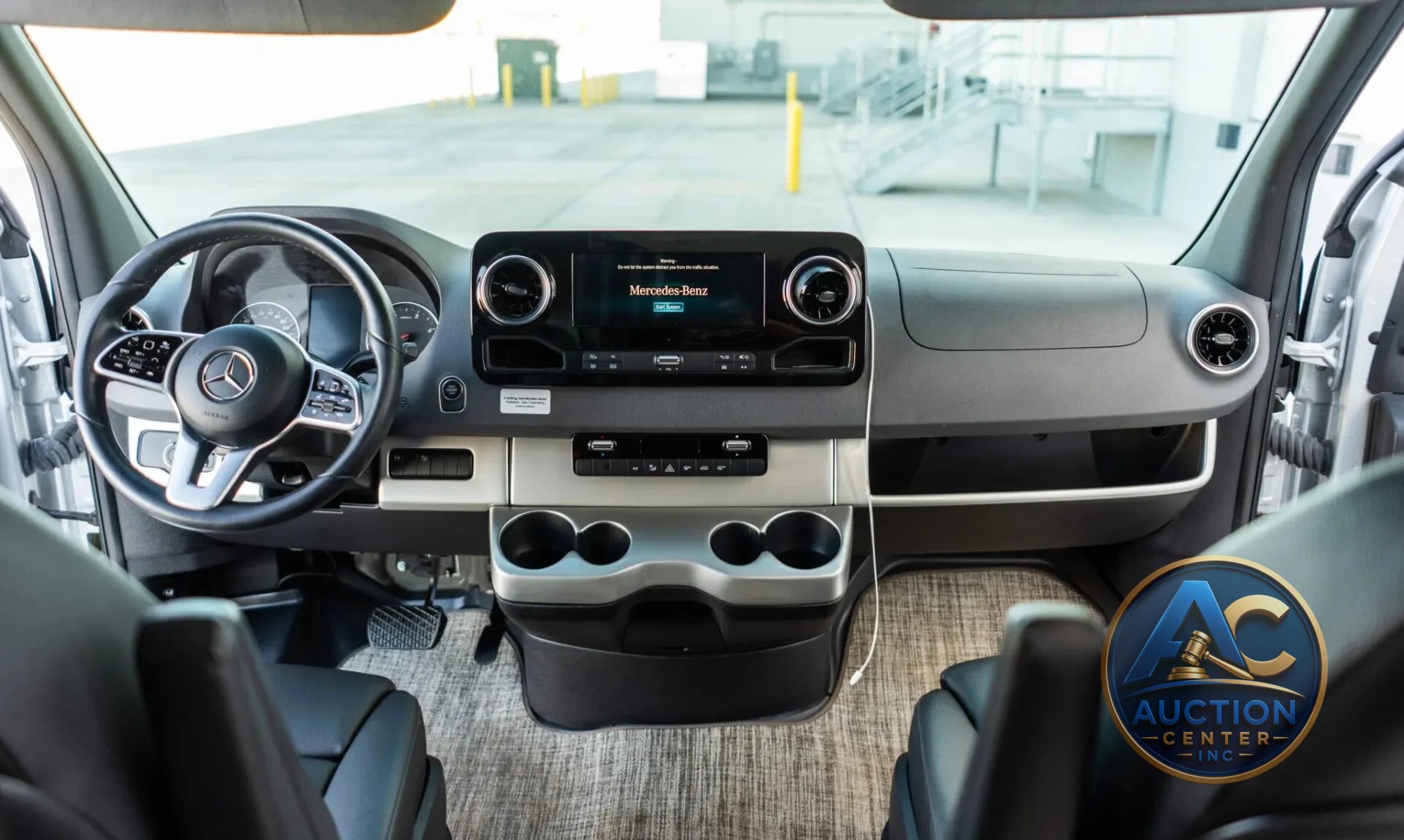 2022 Thor Motor Coach Sanctuary