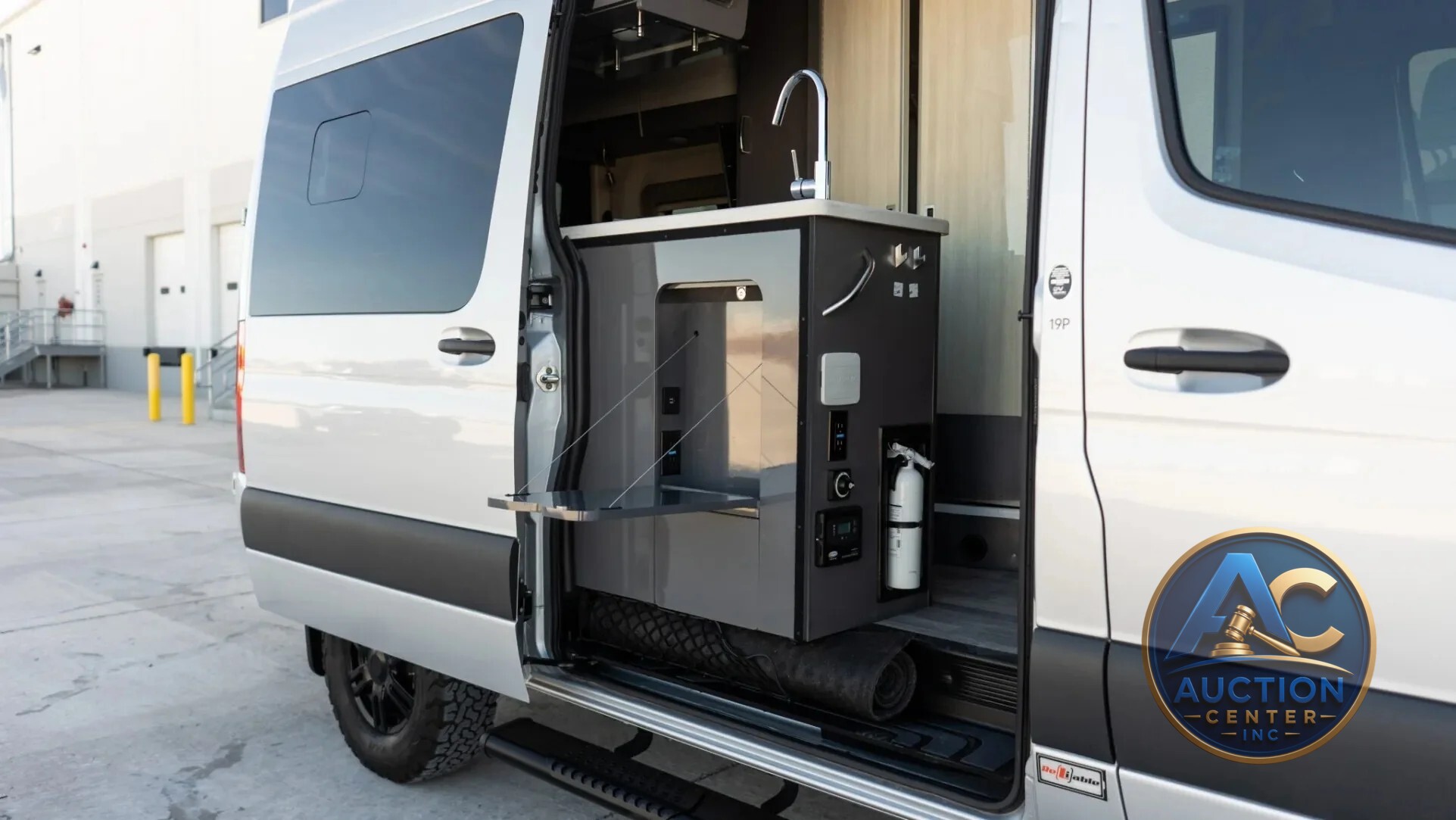 2022 Thor Motor Coach Sanctuary