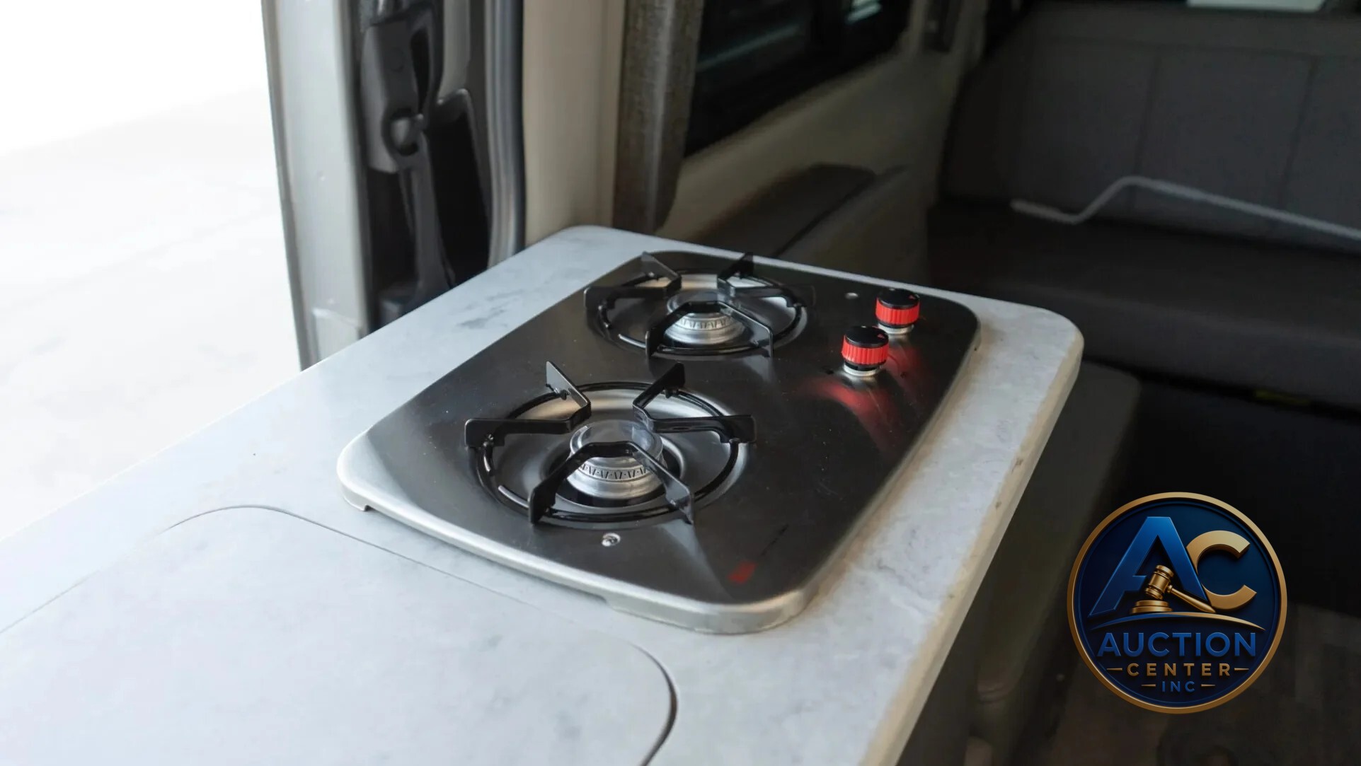 2022 Thor Motor Coach Sanctuary