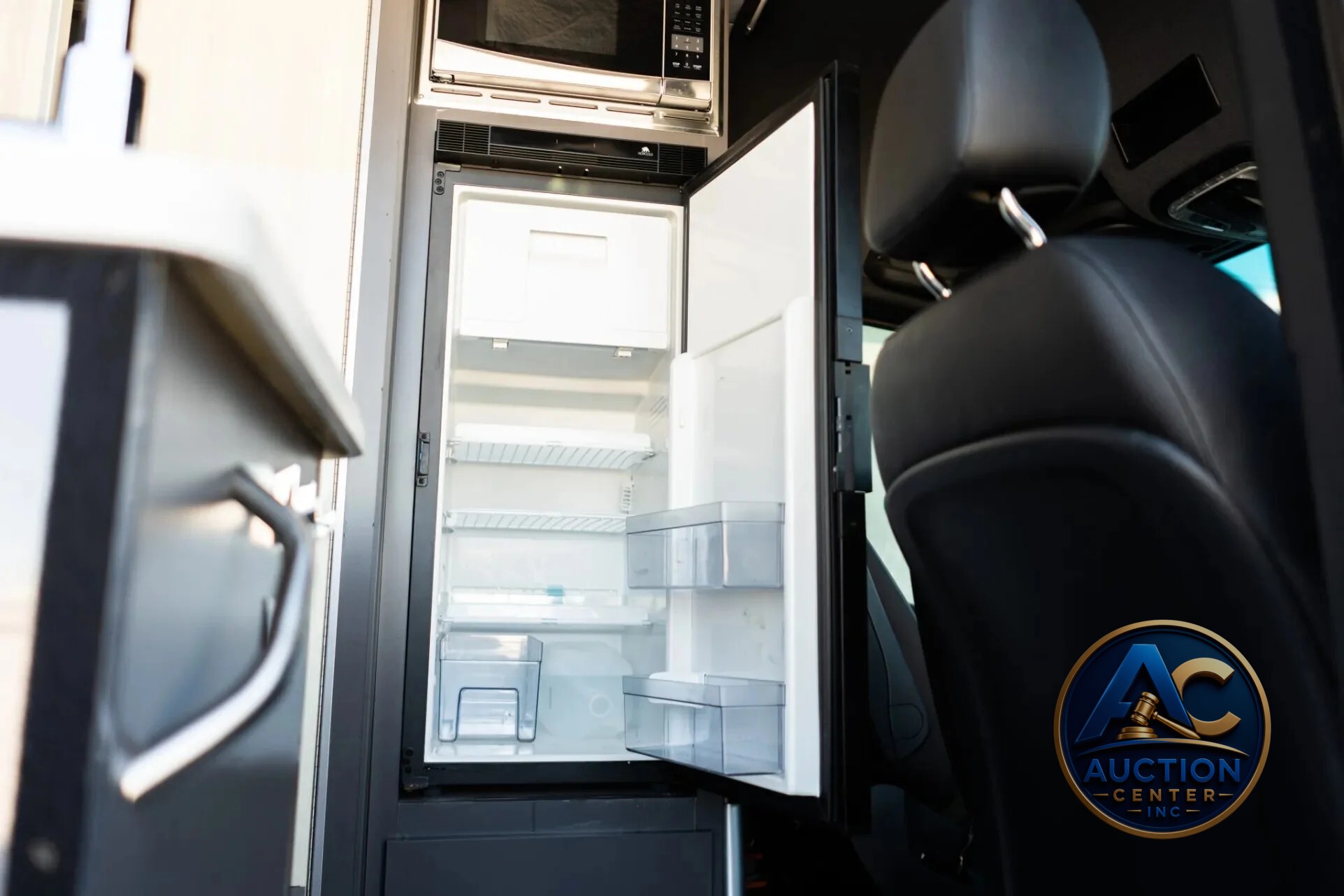 2022 Thor Motor Coach Sanctuary