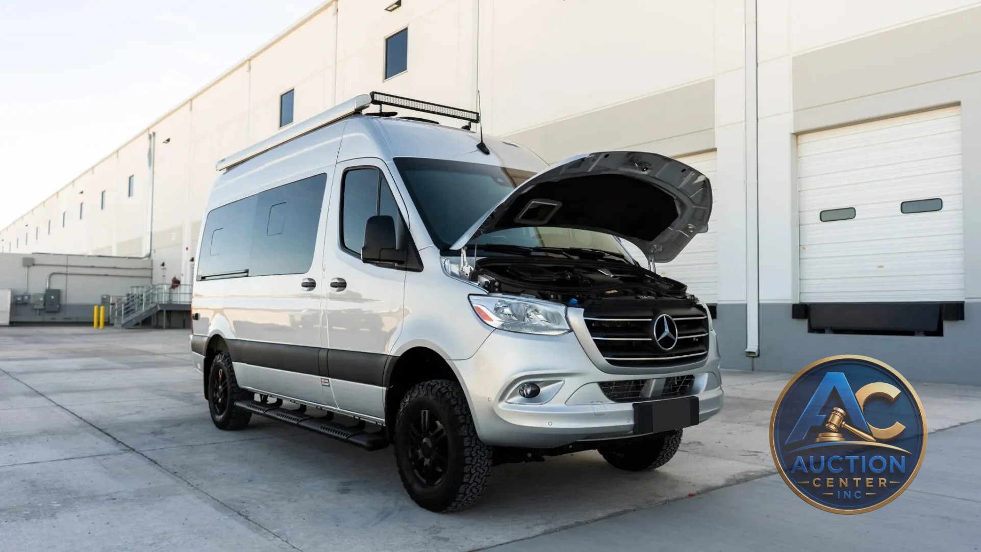 2022 Thor Motor Coach Sanctuary
