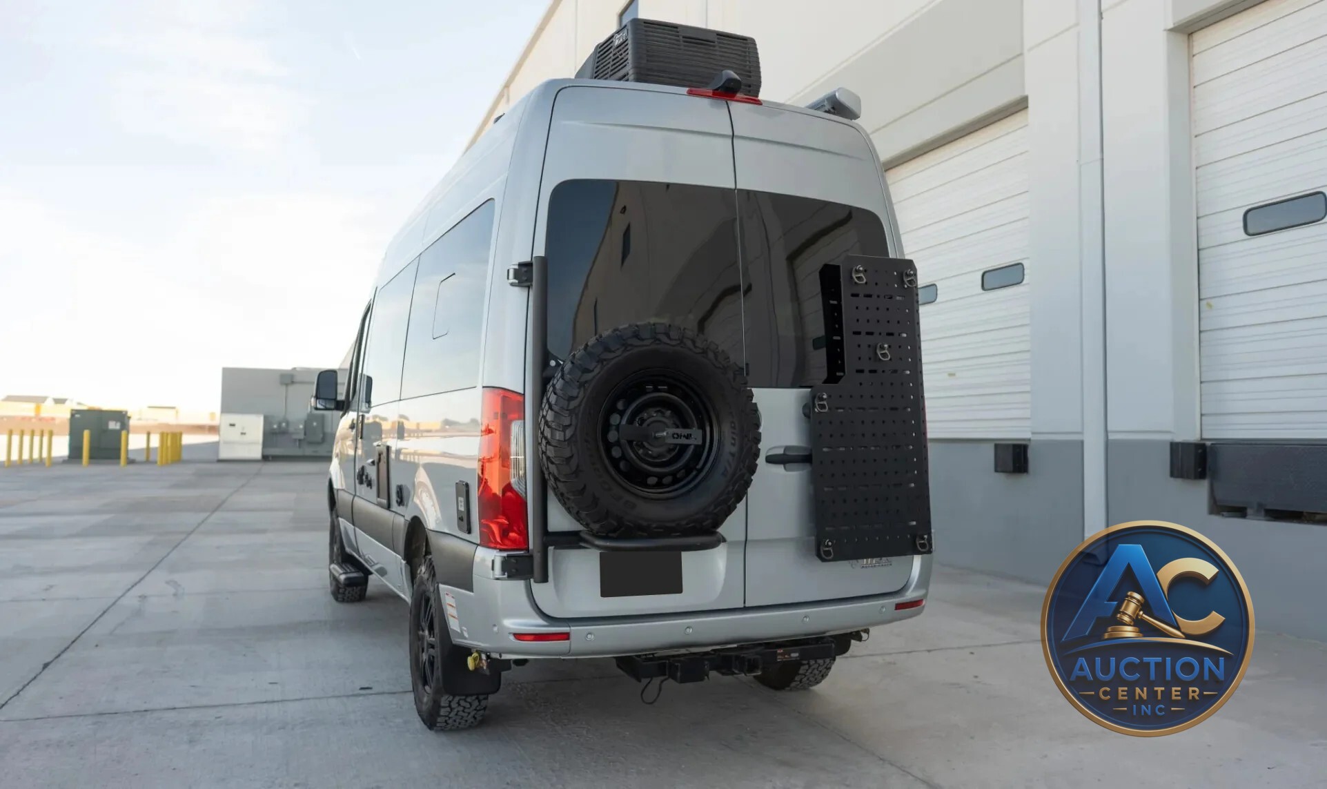 2022 Thor Motor Coach Sanctuary