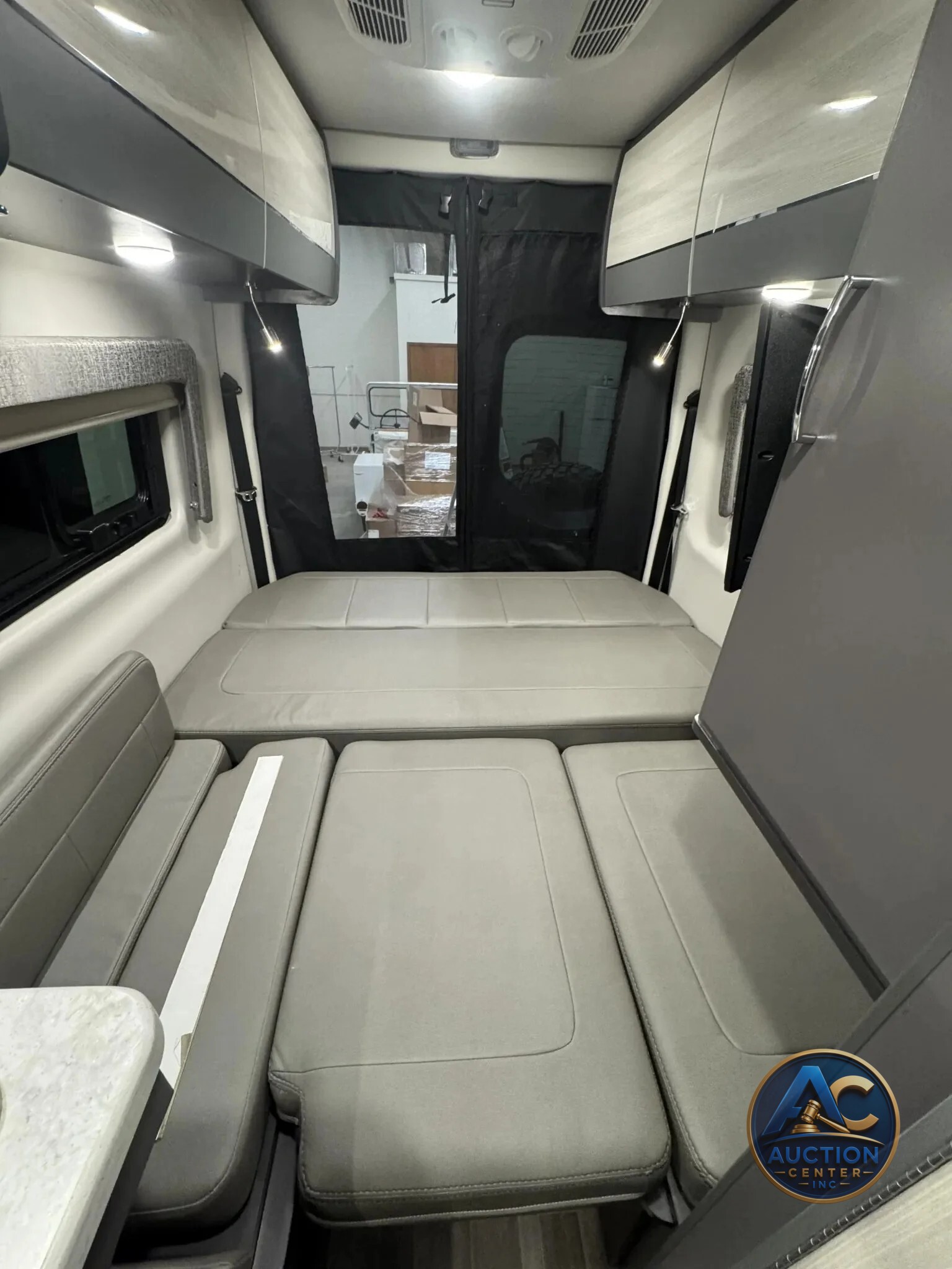 2022 Thor Motor Coach Sanctuary
