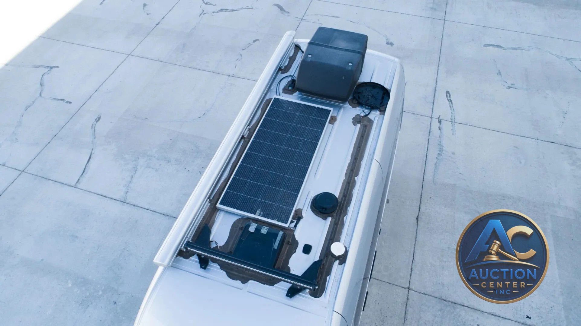 2022 Thor Motor Coach Sanctuary