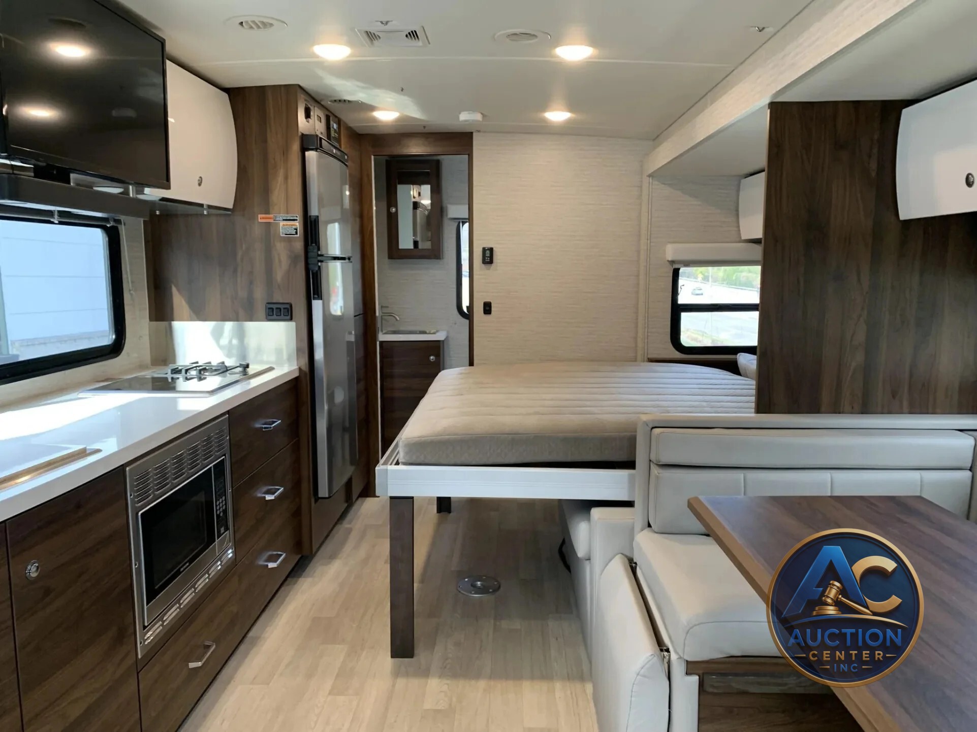 2023 Winnebago Navion