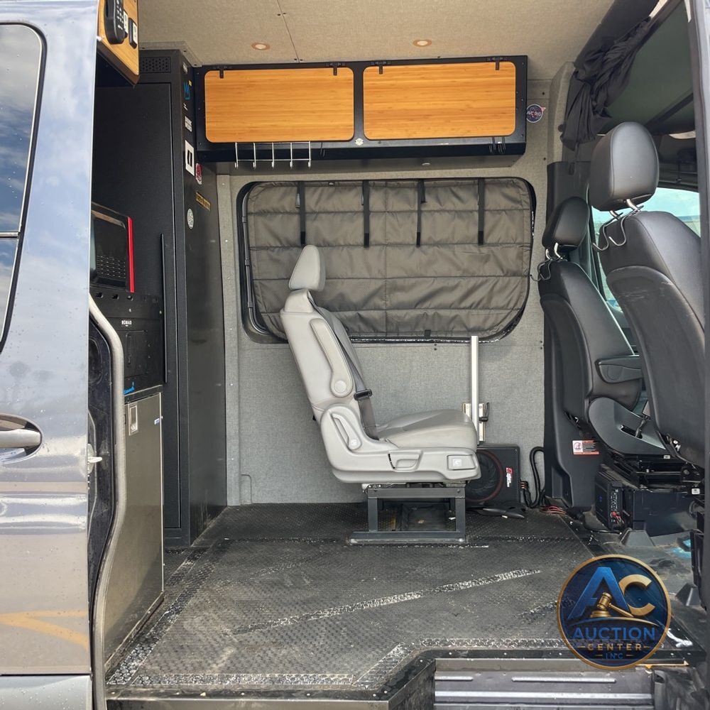 2021 Mercedes-Benz Sprinter 2500