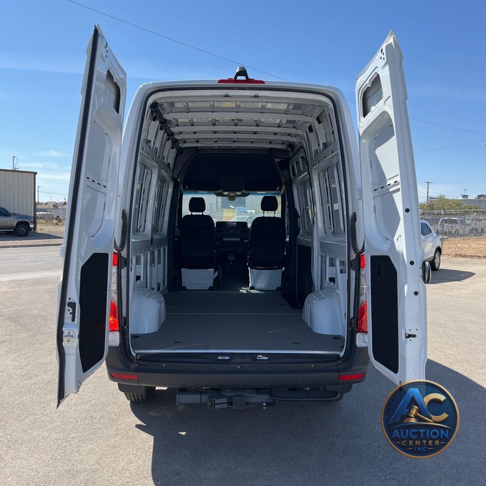 2024 Mercedes-Benz Sprinter 2500