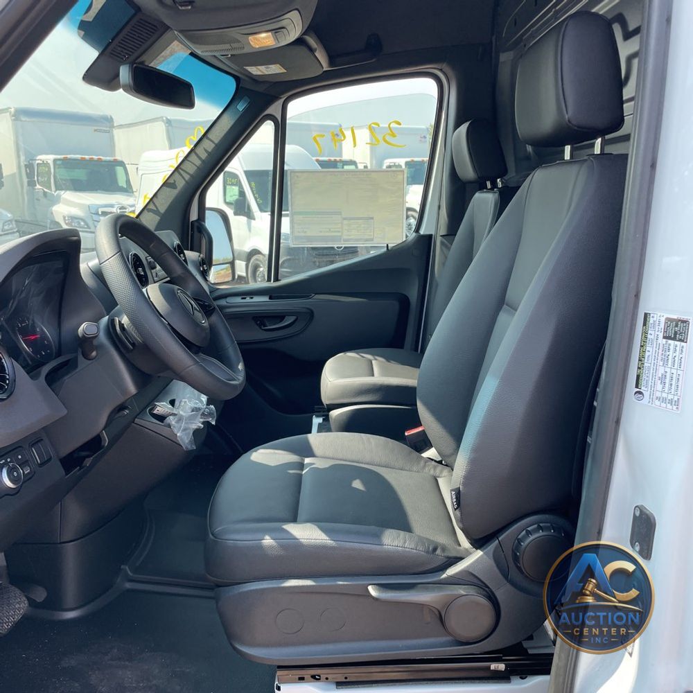 2025 Mercedes-Benz Sprinter 2500