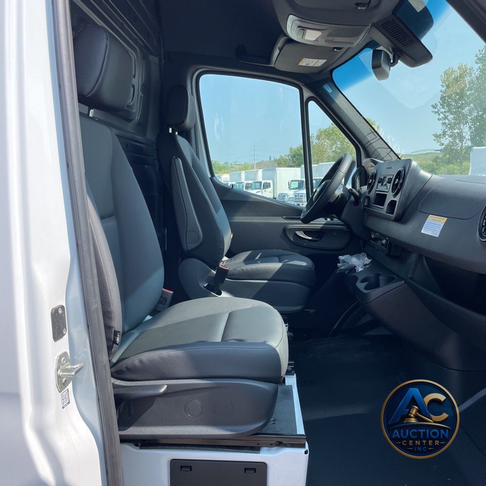 2025 Mercedes-Benz Sprinter 2500