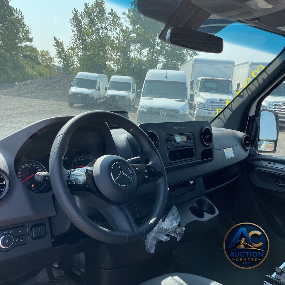 2025 Mercedes-Benz Sprinter 2500