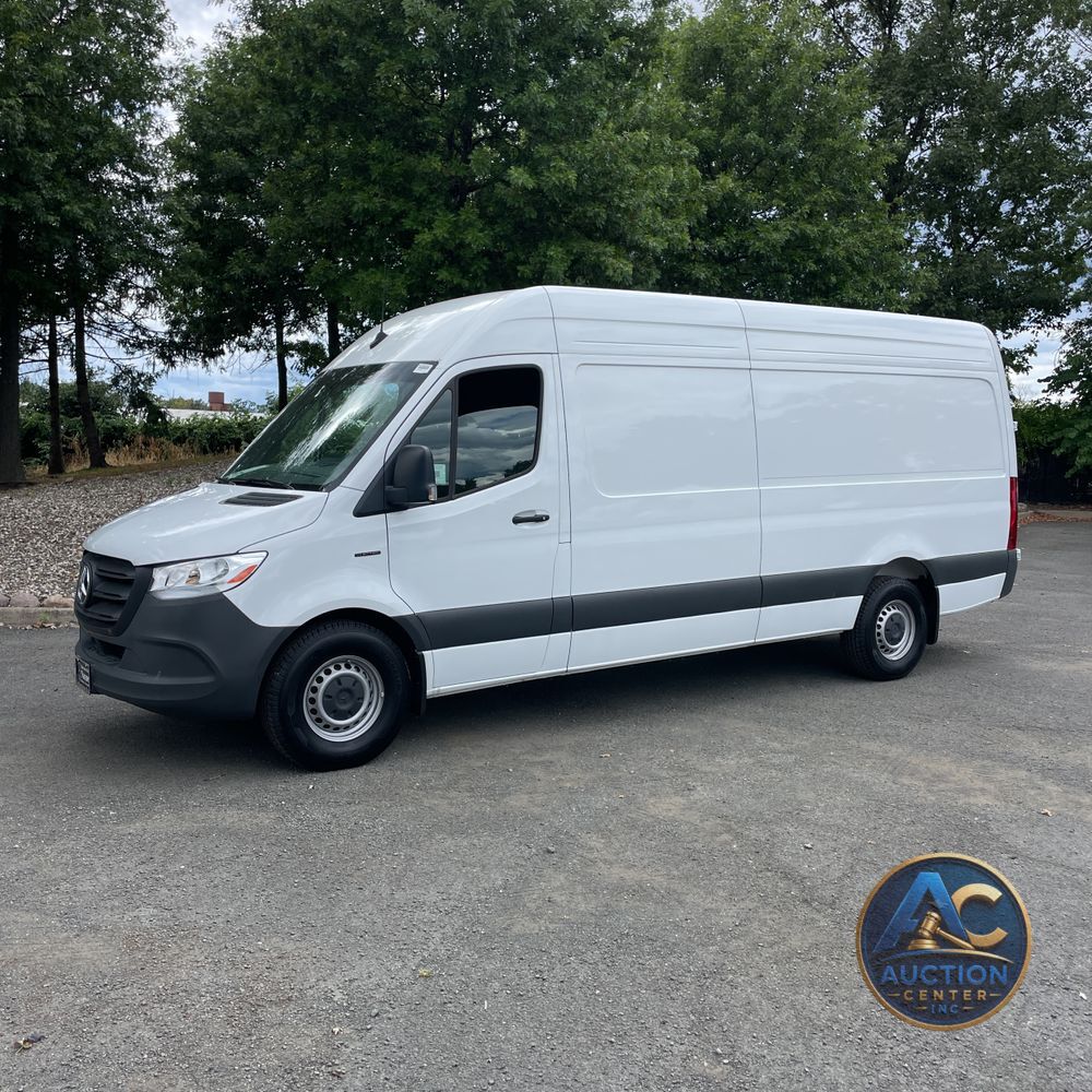 2024 Mercedes-Benz eSprinter 2500