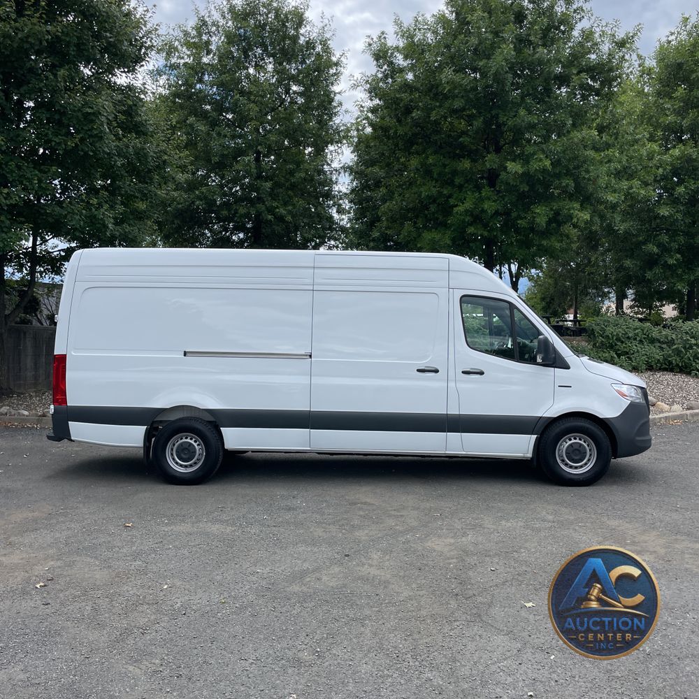 2024 Mercedes-Benz eSprinter 2500