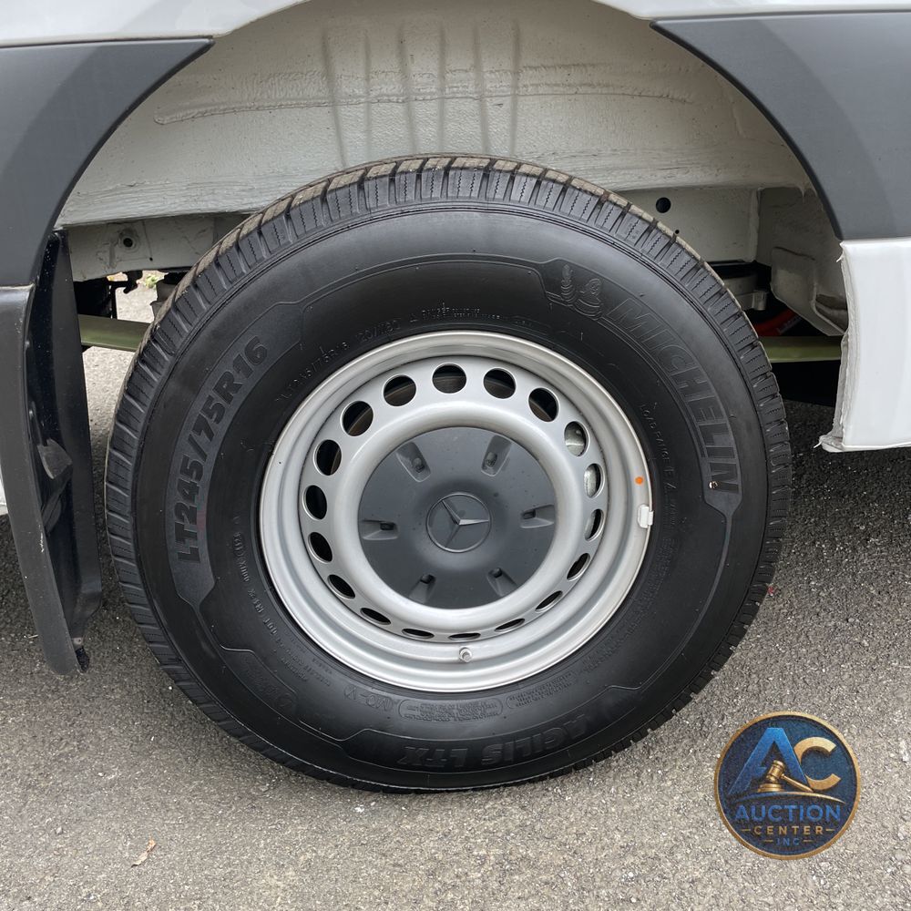 2024 Mercedes-Benz eSprinter 2500