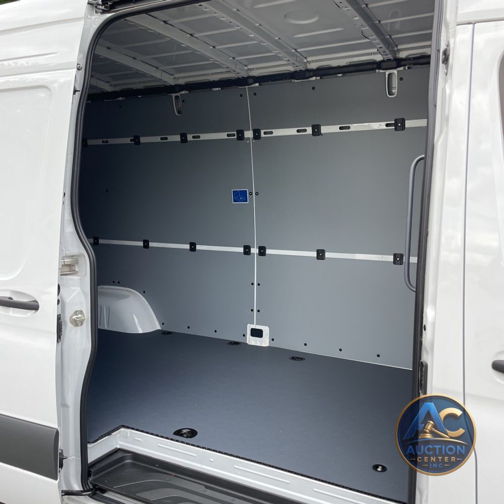 2024 Mercedes-Benz eSprinter 2500
