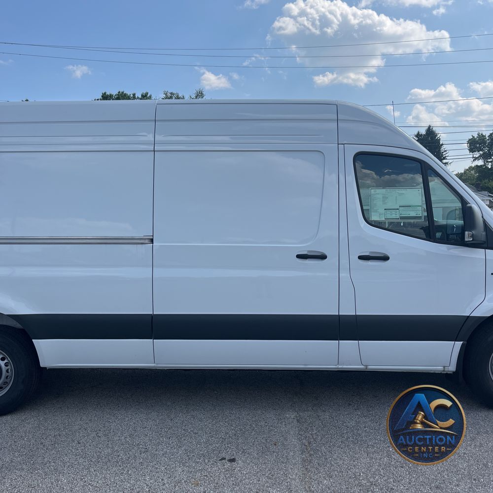 2024 Mercedes-Benz eSprinter 2500