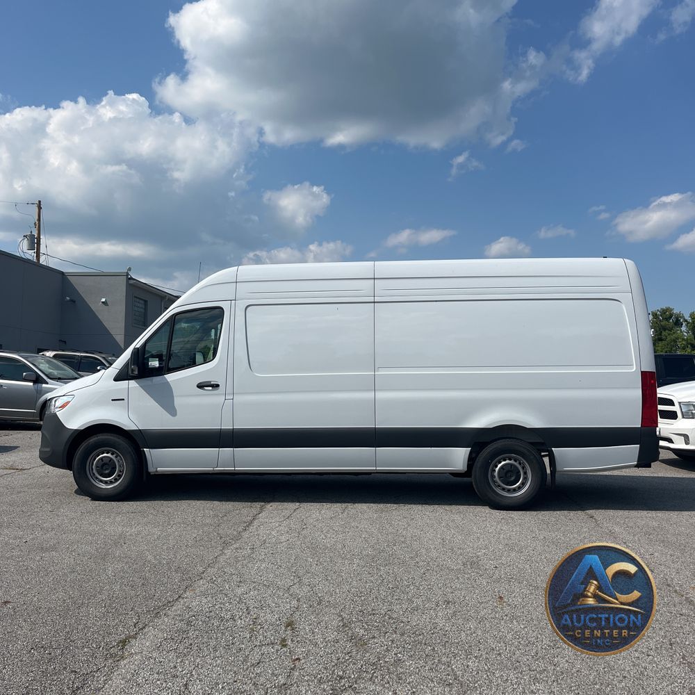 2024 Mercedes-Benz eSprinter 2500