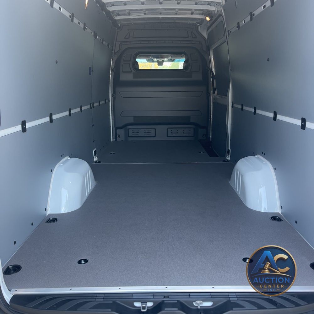 2024 Mercedes-Benz eSprinter 2500