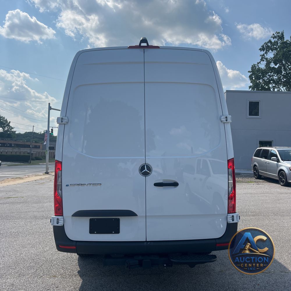 2024 Mercedes-Benz eSprinter 2500