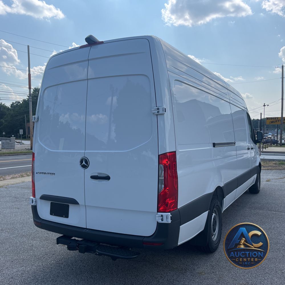 2024 Mercedes-Benz eSprinter 2500