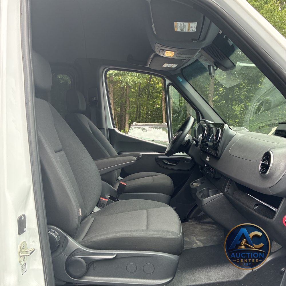 2025 Mercedes-Benz Sprinter 2500