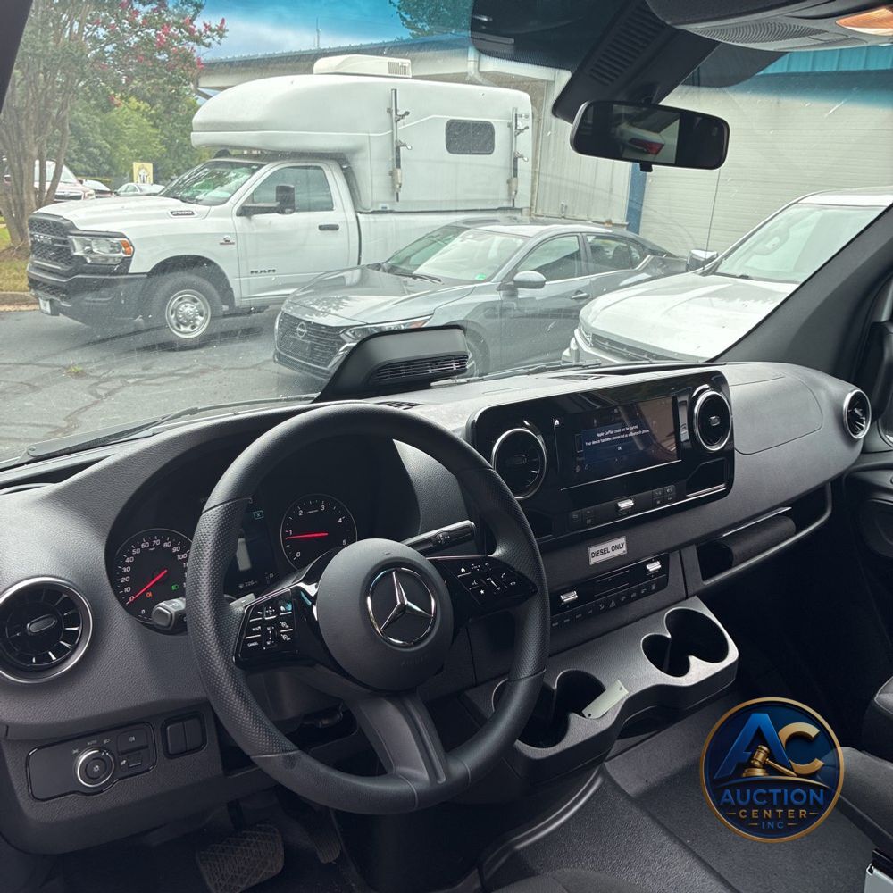 2025 Mercedes-Benz Sprinter 2500