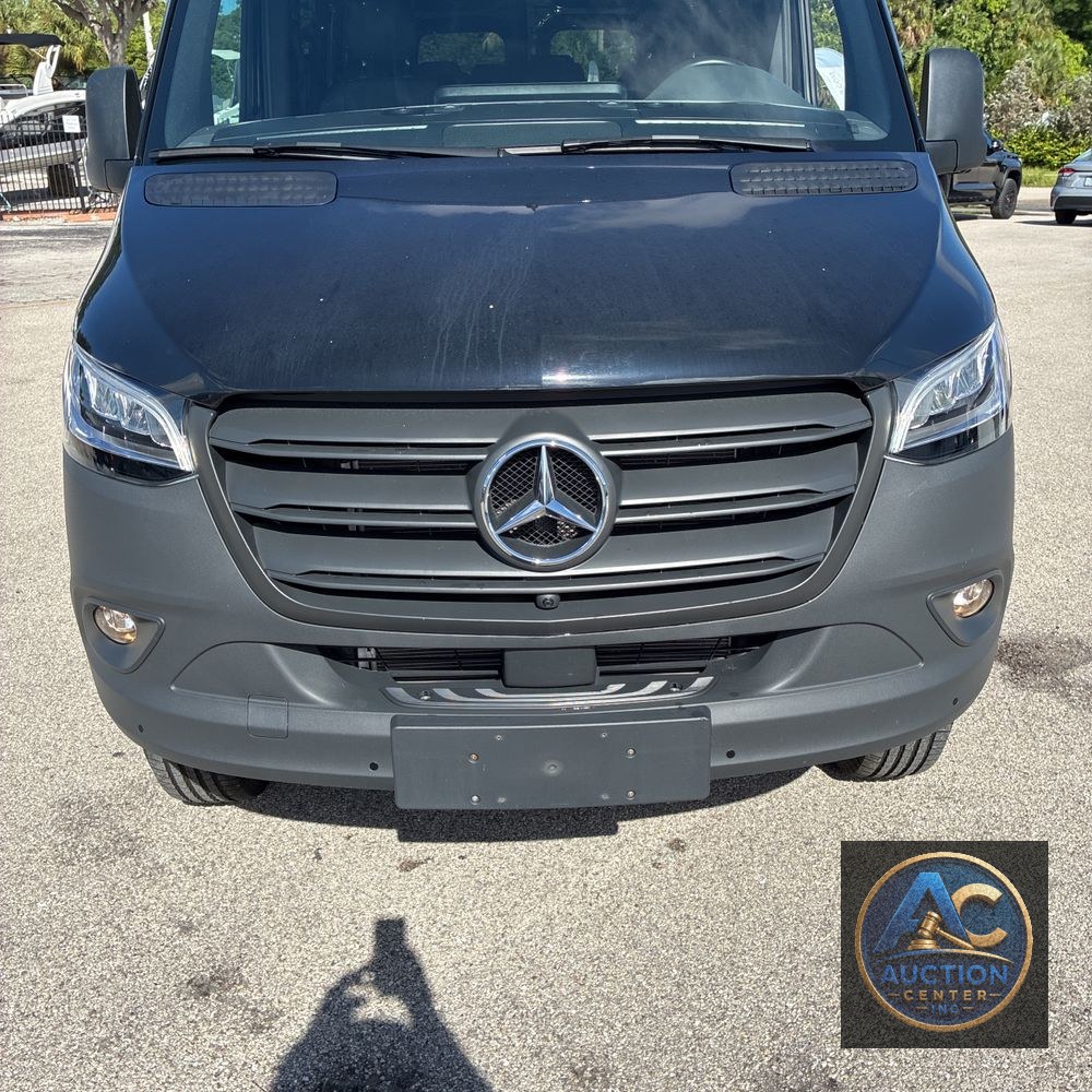 2024 Mercedes-Benz Sprinter 2500