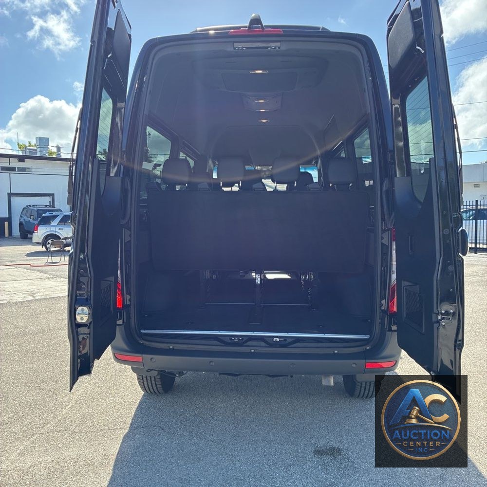 2024 Mercedes-Benz Sprinter 2500
