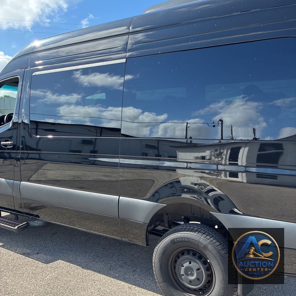2024 Mercedes-Benz Sprinter 2500