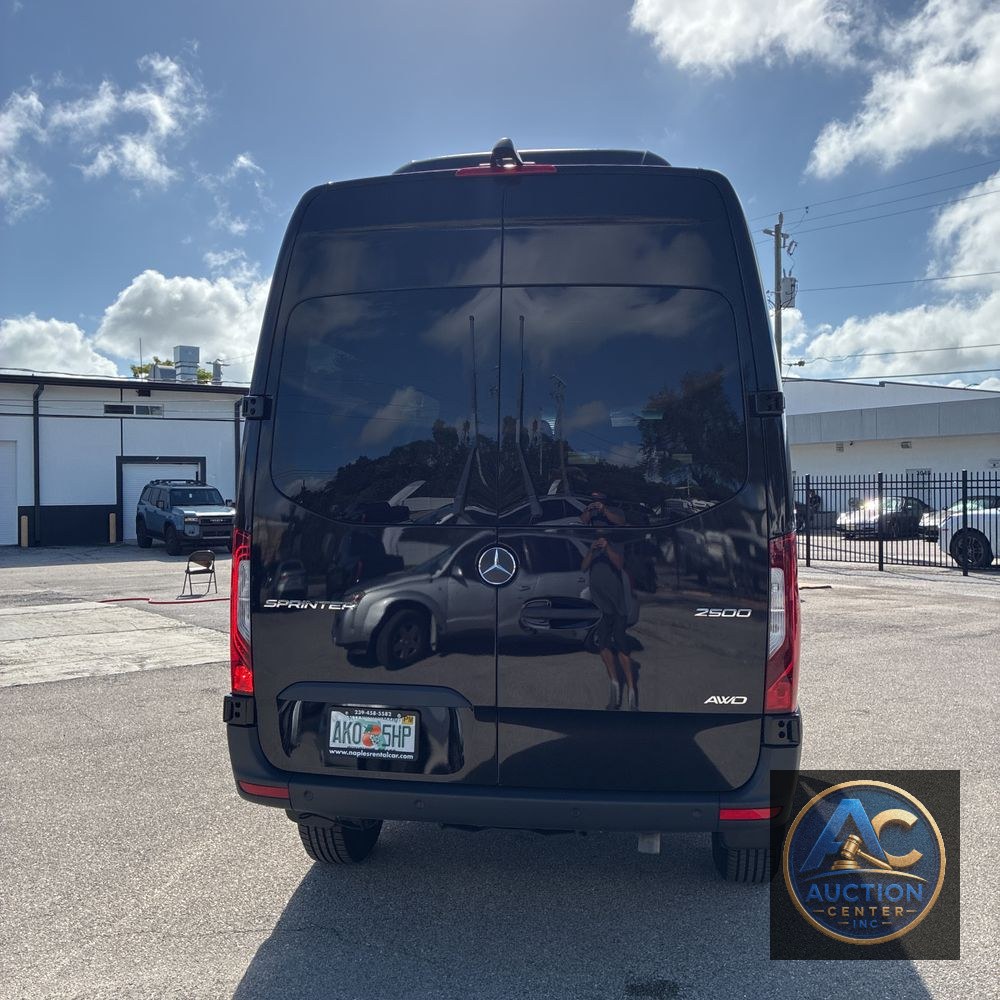 2024 Mercedes-Benz Sprinter 2500