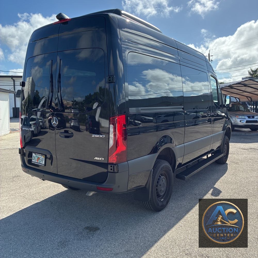 2024 Mercedes-Benz Sprinter 2500