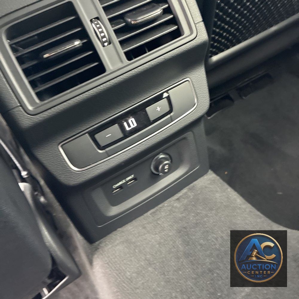2024 Audi SQ5 Premium Plus