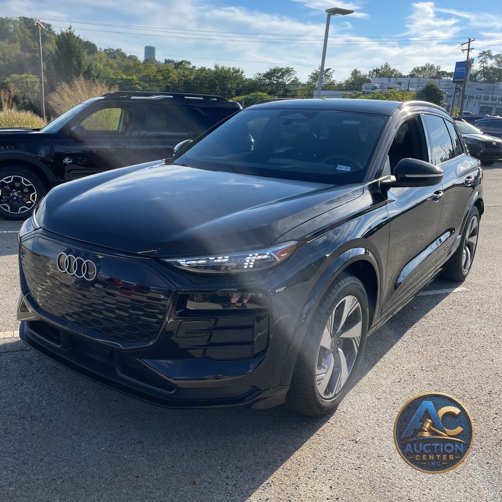 2025 Audi Q6 e-tron Prestige