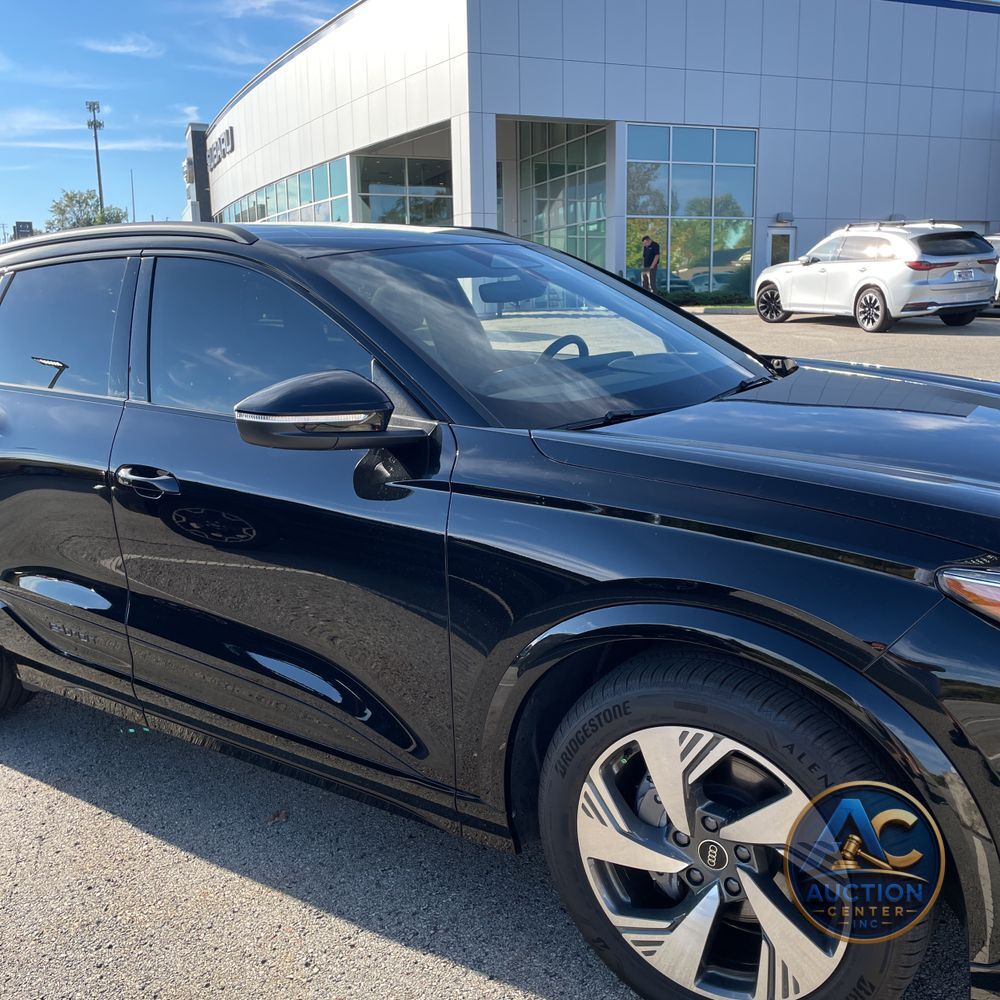 2025 Audi Q6 e-tron Prestige