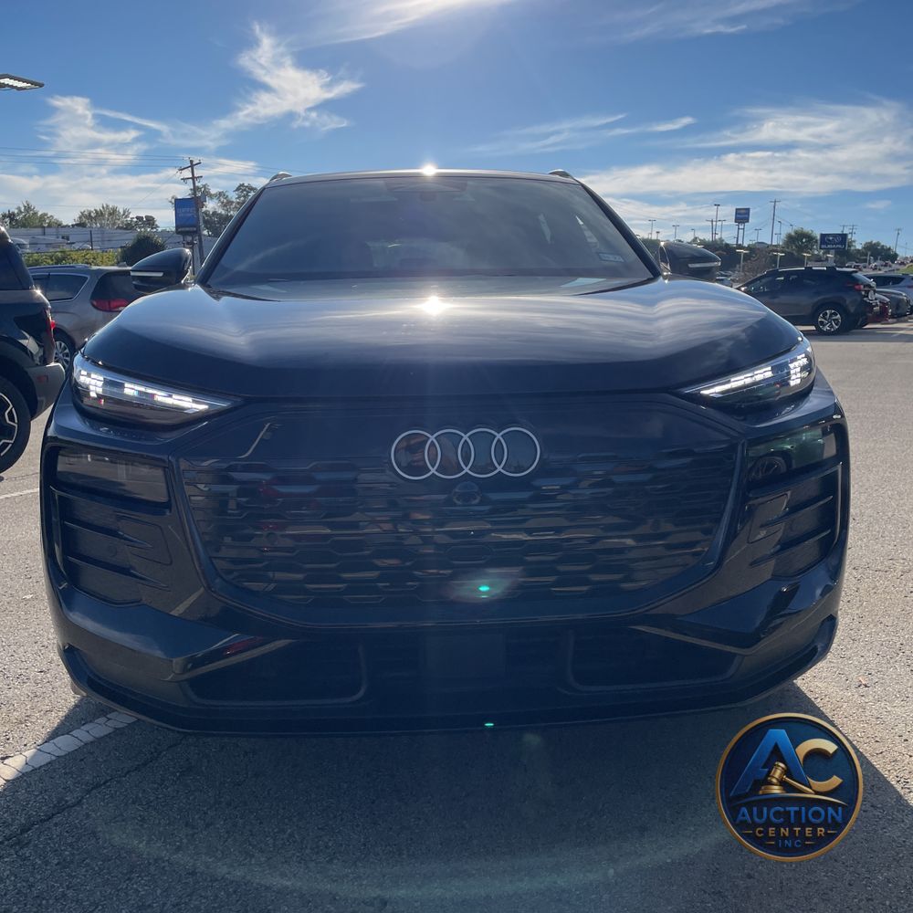 2025 Audi Q6 e-tron Prestige