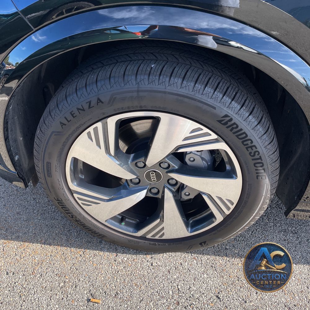 2025 Audi Q6 e-tron Prestige