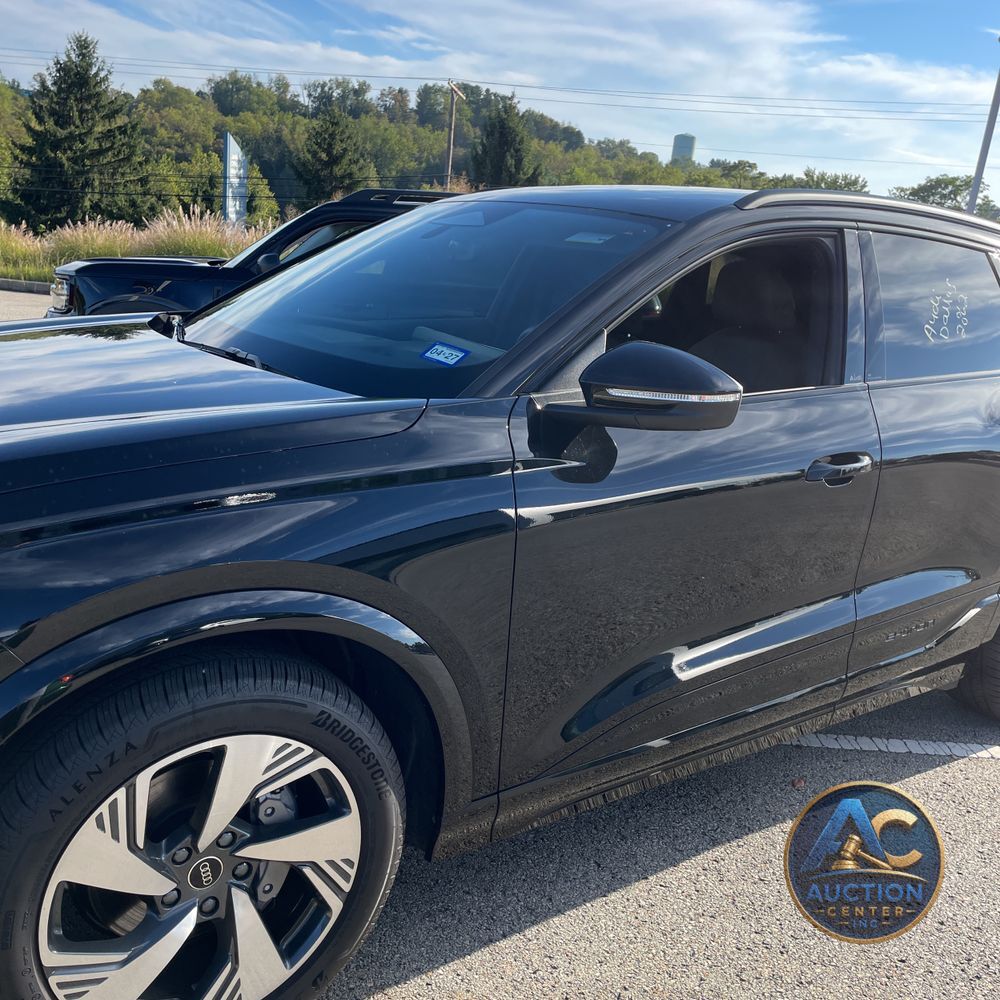 2025 Audi Q6 e-tron Prestige