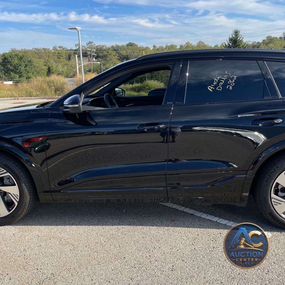 2025 Audi Q6 e-tron Prestige