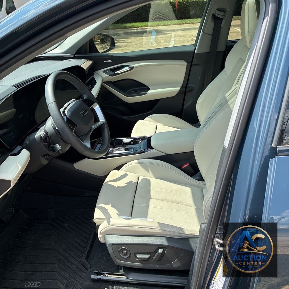 2025 Audi Q6 e-tron Prestige