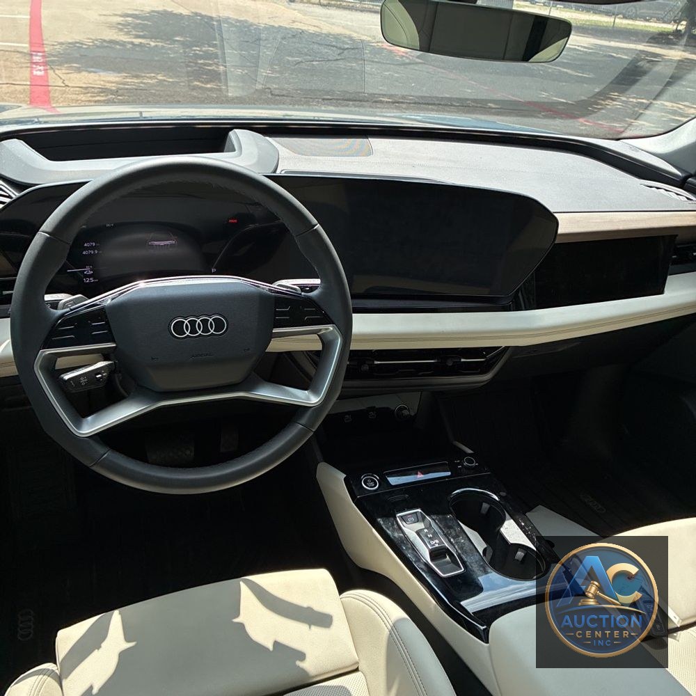 2025 Audi Q6 e-tron Prestige