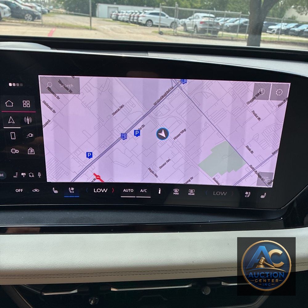 2025 Audi Q6 e-tron Prestige