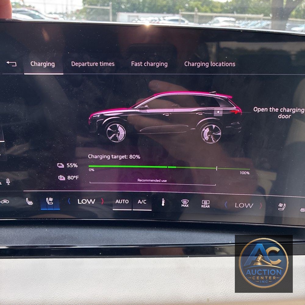 2025 Audi Q6 e-tron Prestige