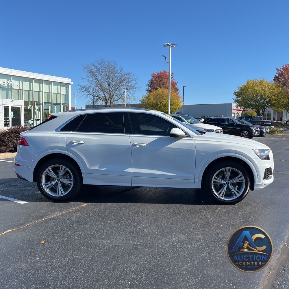 2023 Audi Q8 Premium 55 TFSI