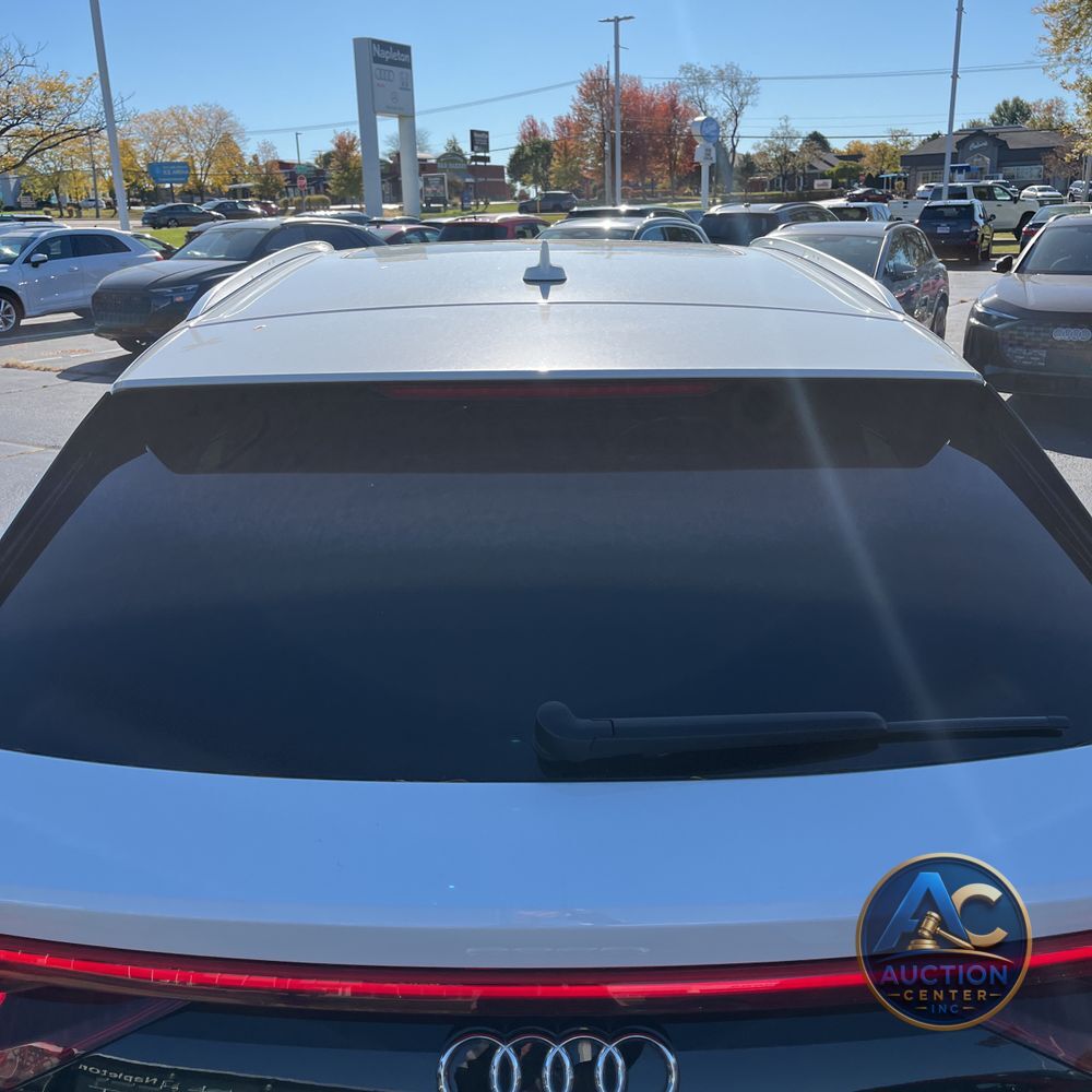 2023 Audi Q8 Premium 55 TFSI