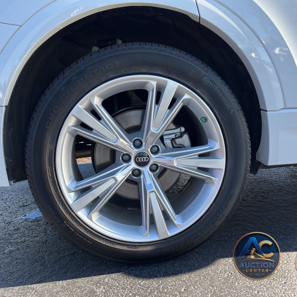 2023 Audi Q8 Premium 55 TFSI