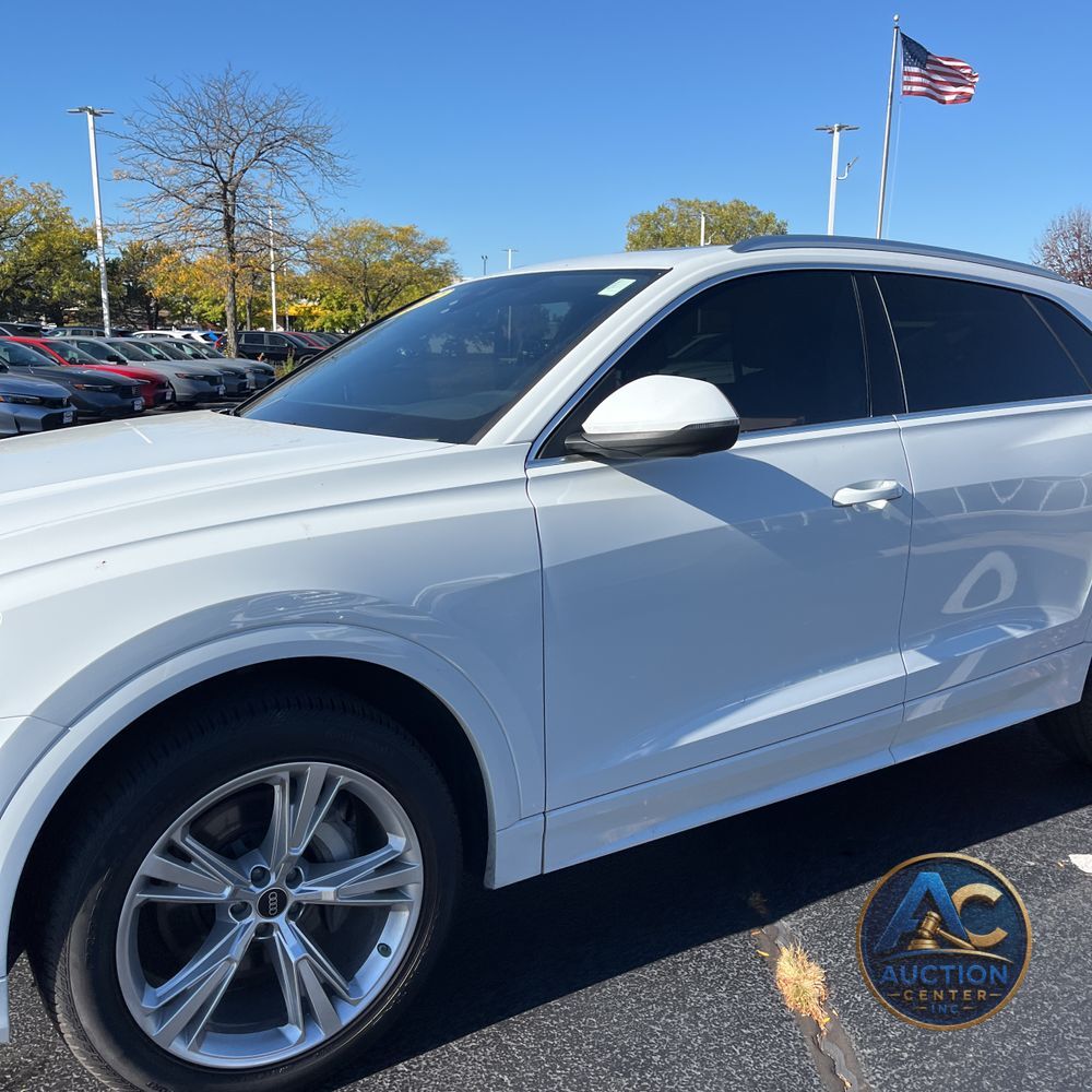 2023 Audi Q8 Premium 55 TFSI
