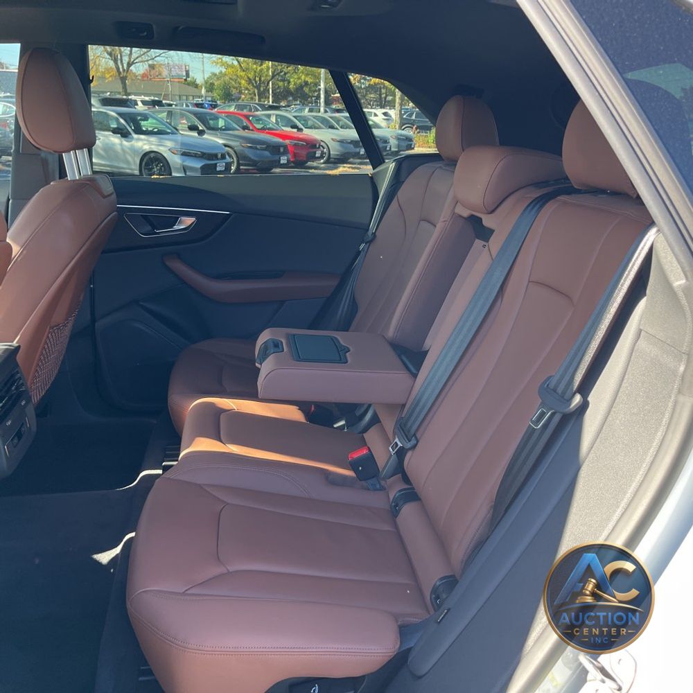 2023 Audi Q8 Premium 55 TFSI