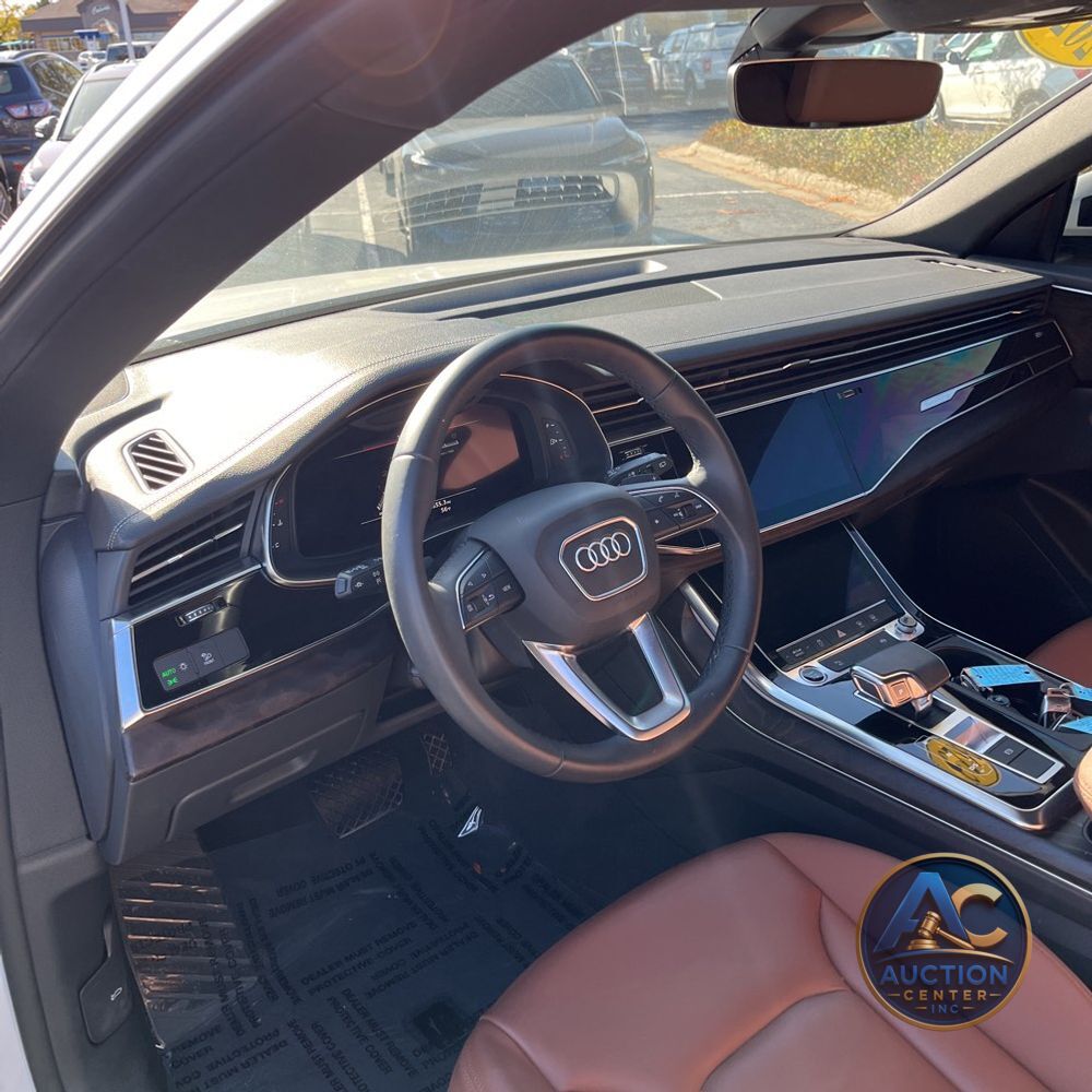 2023 Audi Q8 Premium 55 TFSI