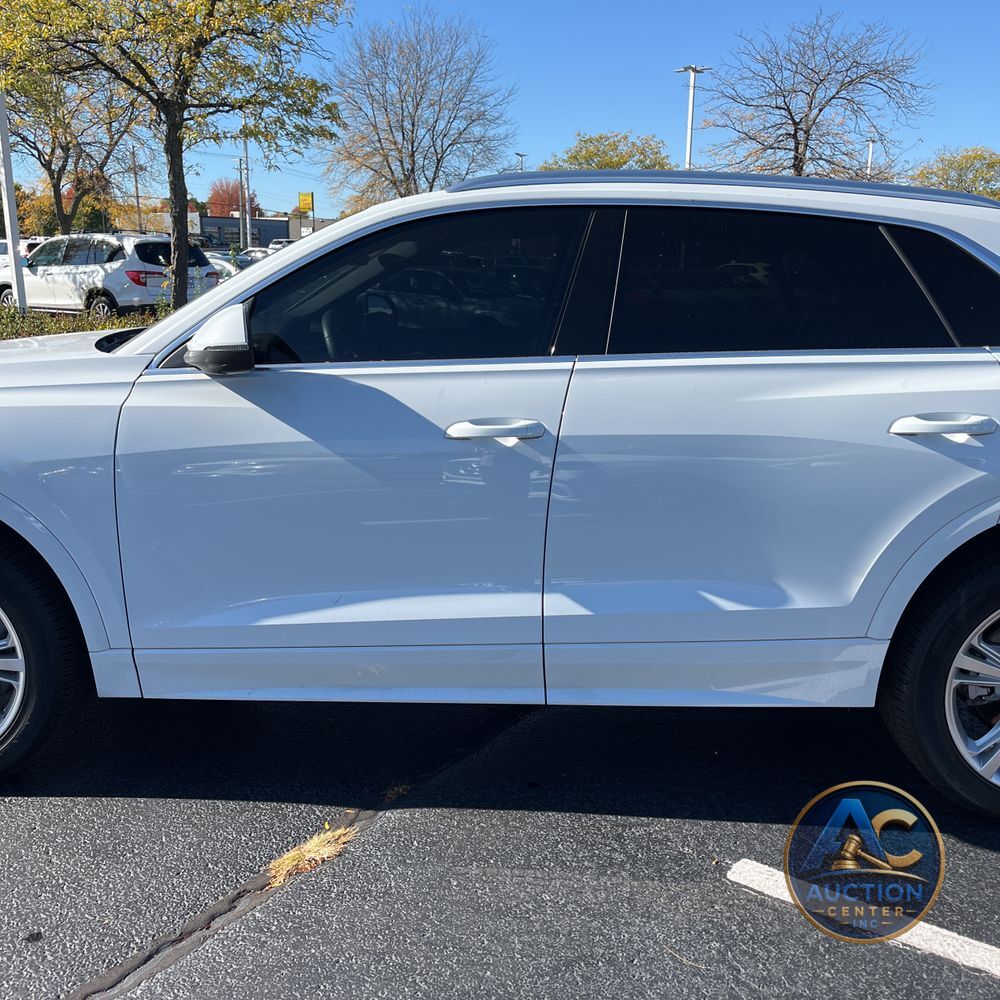 2023 Audi Q8 Premium 55 TFSI