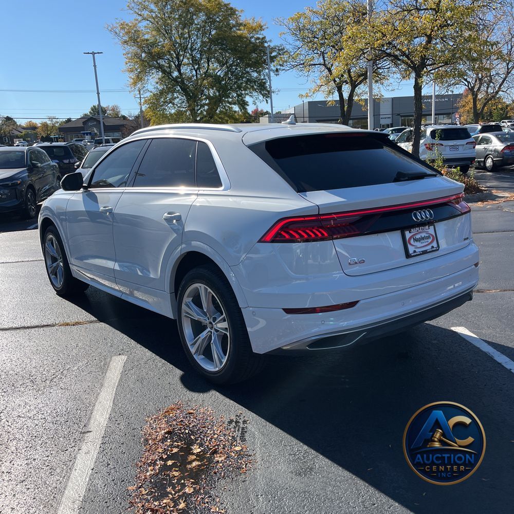 2023 Audi Q8 Premium 55 TFSI