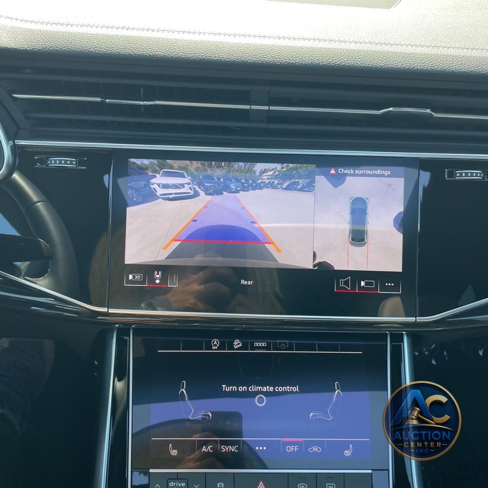 2025 Audi Q8 Premium 55